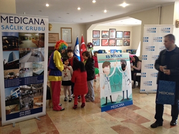 Medicana Çamlıca Hastanesi 23 Nisan Ulusal Egemenlik ve Çocuk Bayramını Amerikan Kültür Koleji ve Erdil Koleji Öğrencileri İle Kutladı!