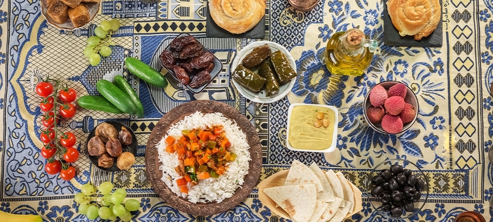 Ramazan ayında hangi yiyecekler yenir? İftarda nasıl beslenmeliyiz?