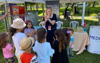 Köpük Avcıları İş Başında