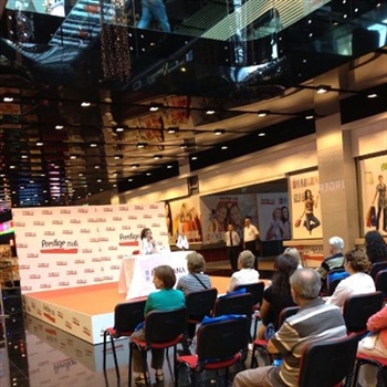 Medicana International İle Prestij AVM Söyleşileri Devam Ediyor