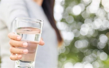 Susuzluk İdrar Yolu Enfeksiyonuna Yol Açıyor!