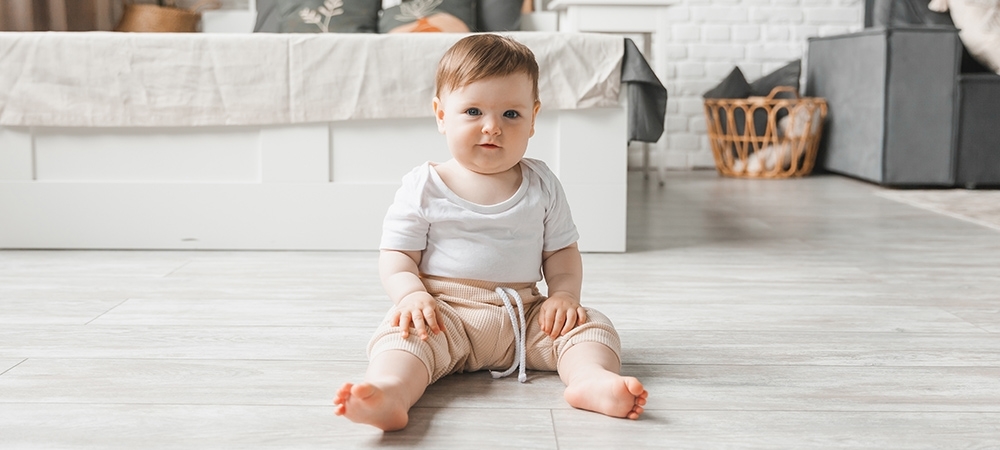 7 aylık bebek neler yapabilir? 7 aylık bebeğin gelişimi nasıl olmalı?