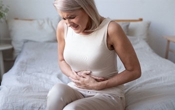 En önemli belirtisi karın ağrısı