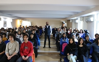 Öğrencilere "Doğru Beslenme ve Obezite" Semineri