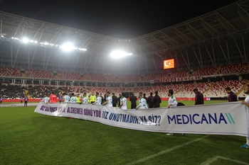 Medicana Sağlık Grubu ve Sivas Belediyespor’dan  Alzheimer Farkındalığı için Anlamlı Mesaj