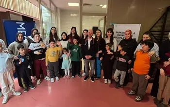 Önüm, Arkam, Sağım, Solum Sobe!