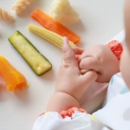 BLW Yöntemiyle Bebek Beslenmesi Nedir?