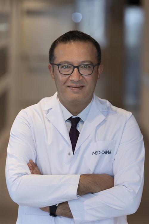 Doç. Dr. Bekir Voyvoda