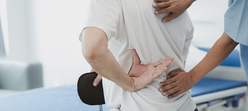 Bel ağrısına ne iyi gelir? Bel ağrısı için soğuk mu sıcak mı uygulanmalıdır?