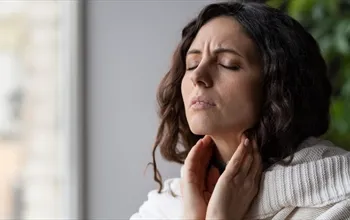 Boğaz şişliği neden olur? Boğaz şişliği nasıl geçer?
