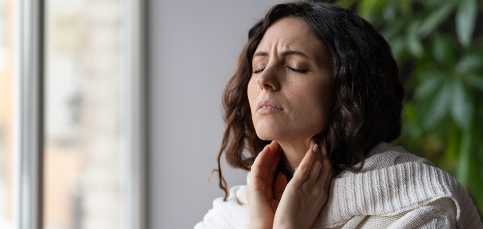 Boğaz şişliği neden olur? Boğaz şişliği nasıl geçer?