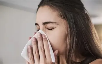 Burun akıntısı nasıl geçer? Burun akıntısına ne iyi gelir?