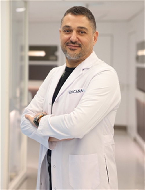 Doç. Dr. Cem Öztürkmen