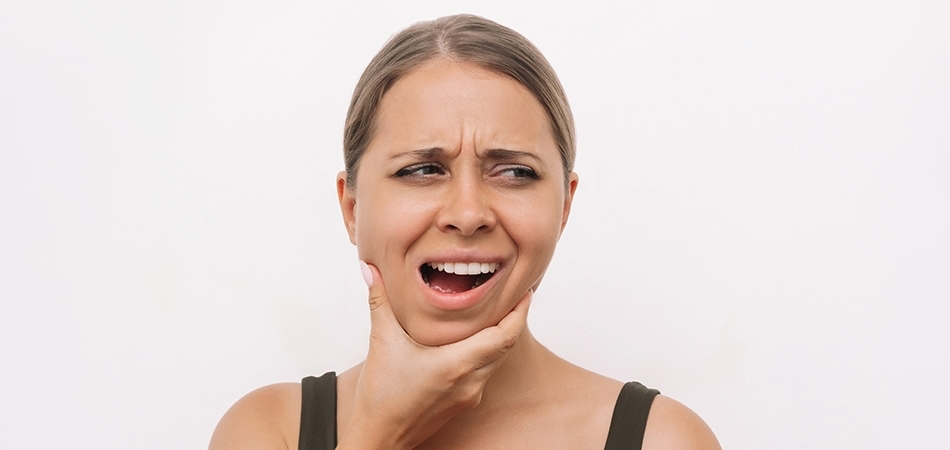 Çene kayması olduğunu nasıl anlarız? Kayan çene nasıl düzelir?