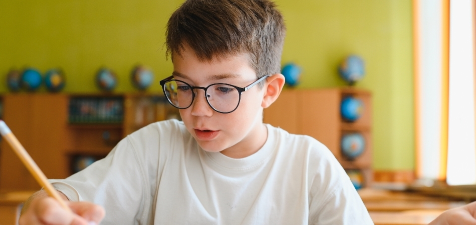 Çocuklarda göz hastalıkları nelerdir? Çocuklarda göz hastalıkları belirtileri