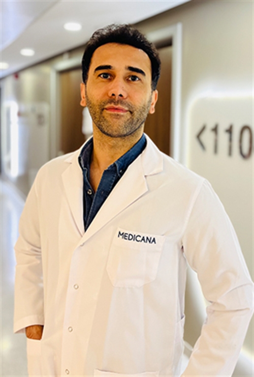 Op. Dr. Engin Barut