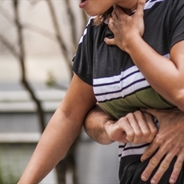 Heimlich Manevrası Nasıl Uygulanır?