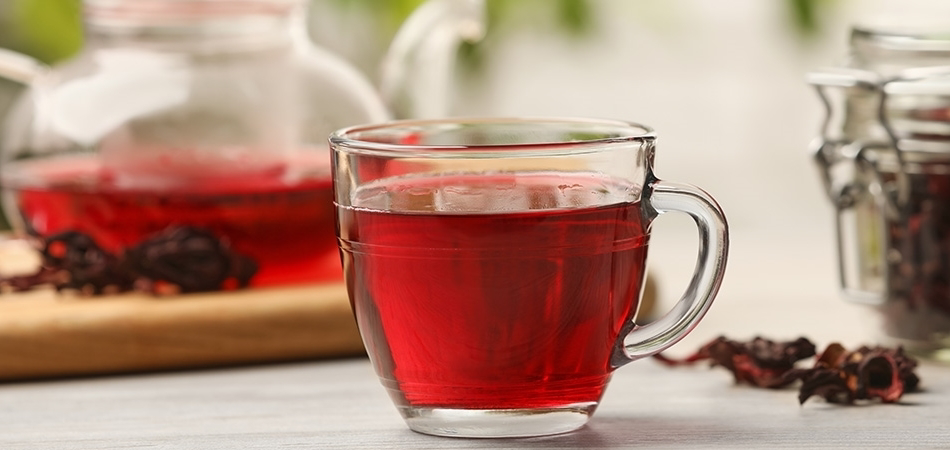 Hibiskus çayı faydaları ve bilimsel kanıt düzeyi