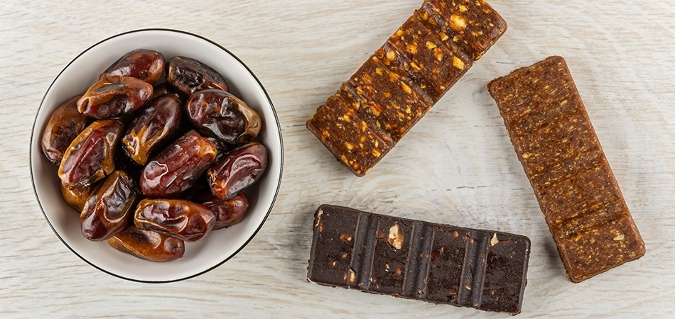 Hurmalı protein bar nasıl yapılır? Hurmalı protein bar tarifi...