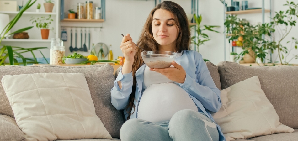 Hamilelikte ilk 3 ay nelere dikkat edilmeli? İlk trimester belirtileri