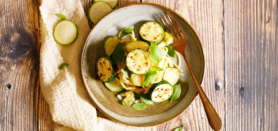 Kabak spagetti nasıl yapılır? Kabak spagetti tarifi...