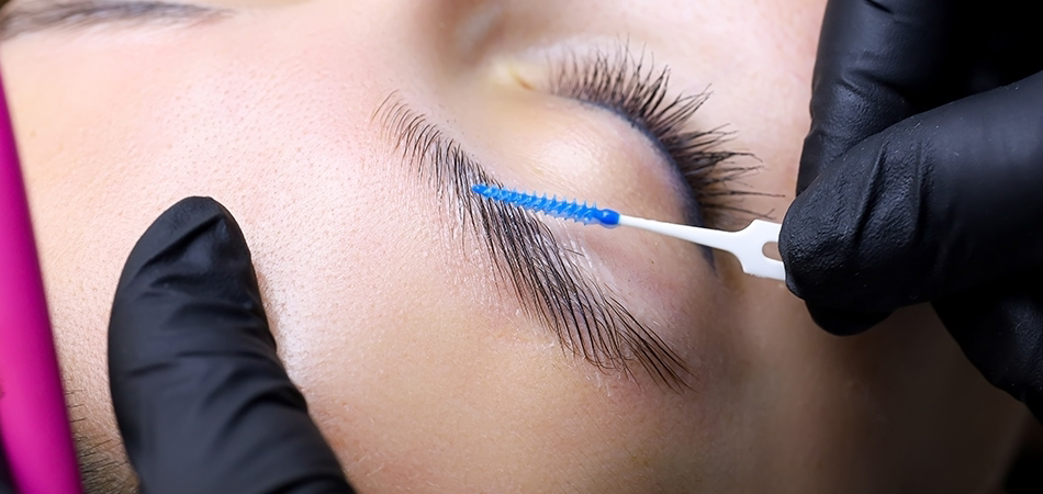 Kaşlar neden uzamaz? Kaşların uzaması neden durur?