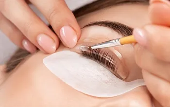 Kirpik en hızlı nasıl uzar? Kirpik uzatma yöntemleri nelerdir?