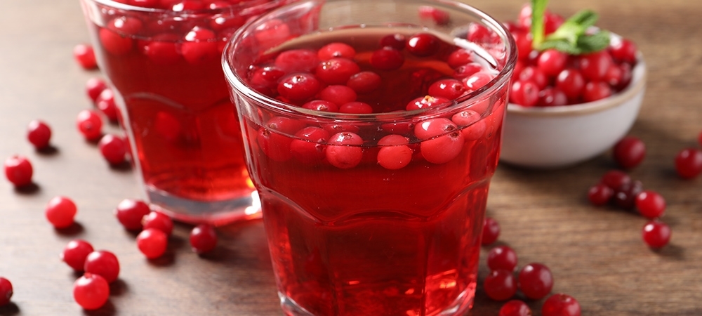 Kızılcık suyu ne işe yarar? Kızılcık suyunun zararları neler?