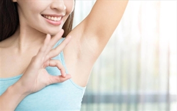 Aşırı terleme sorununa koltuk altı botoksu tedavisi