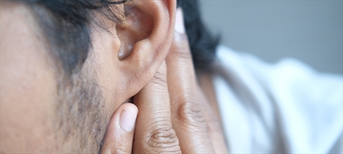 Kulak ağrısına ne iyi gelir? Kulak ağrısı neden olur?