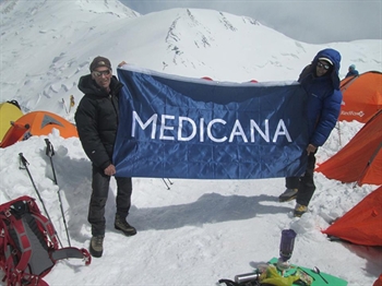 Medicana, Han Tengri Dağı'nda Zirvede