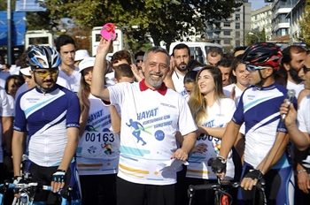 Yüzlerce Kişi Organ Bağışına Dikkat Çekmek için Koştu!