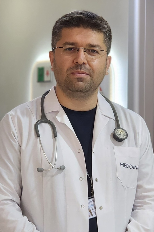 Uzm. Dr. Mehmet Çakır