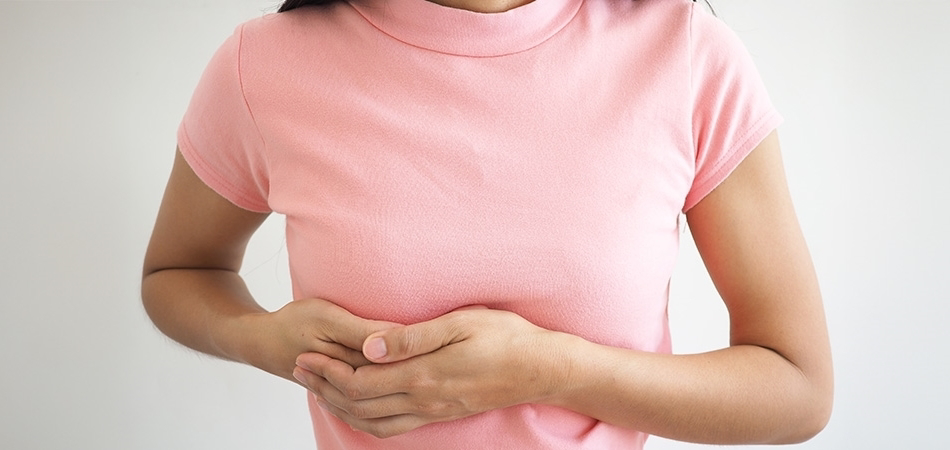 Memede kistin belirtileri nelerdir? Memede kist nasıl geçer?