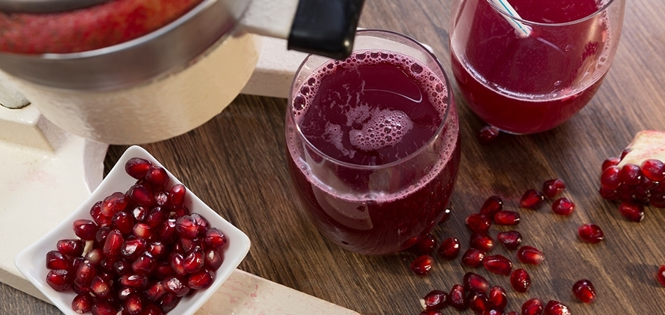 Nar suyu ne işe yarar? Nar suyunun cilde faydaları nelerdir?