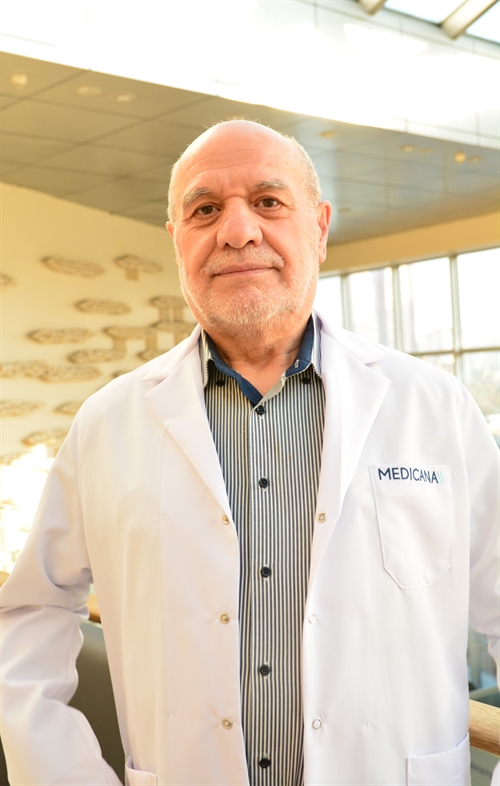Op. Dr. Yılmaz Sadıkoğlu