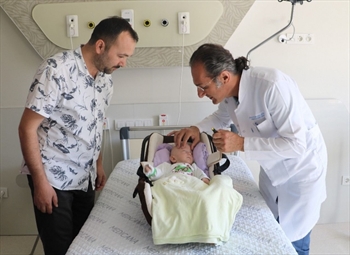 Prematüre bebeğe beyin ameliyatı