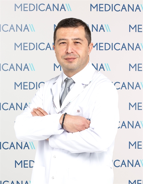 Uzm. Dr. Burak Canver