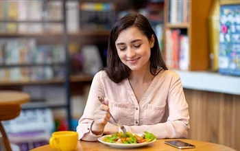 Sezgisel yeme nedir? Sezgisel beslenme nasıl uygulanır?