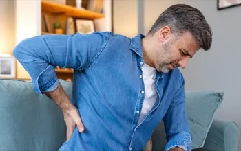 Sırt ağrısı neden olur? Sırt ağrısı nasıl geçer?
