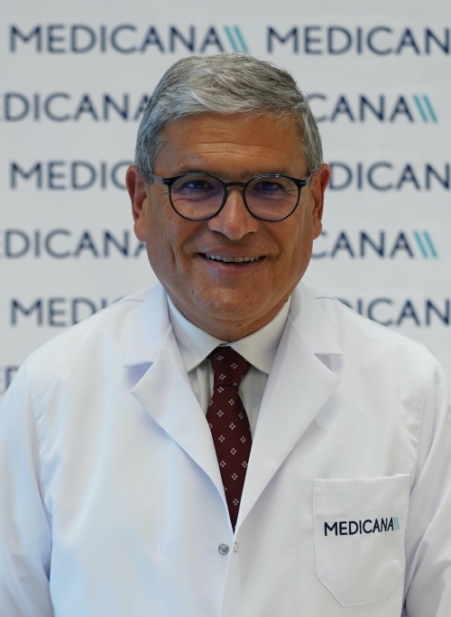 Prof. Dr. Suat Büket