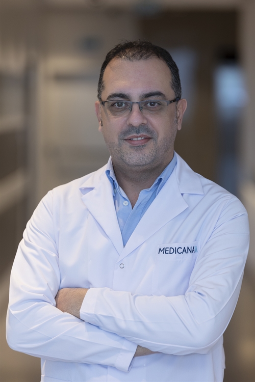 Uzm. Dr. Şükrü Yener