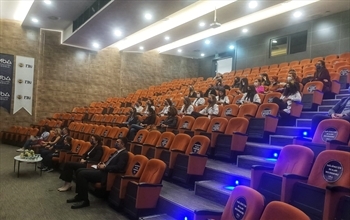 Medicana Bursa Hastanesinde MBA Okulu Çalışanlarına Sigarayı Bırakma Semineri Medicana Bursa Hastanesinde MBA Okulu Çalışanlarına Sigarayı Bırakma Semineri
