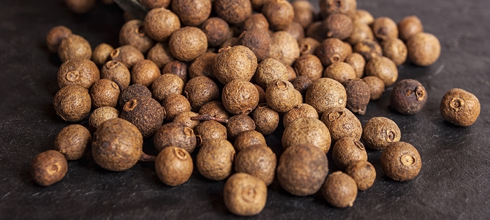 Yenibaharın faydaları nelerdir? Yenibaharın içinde neler var?