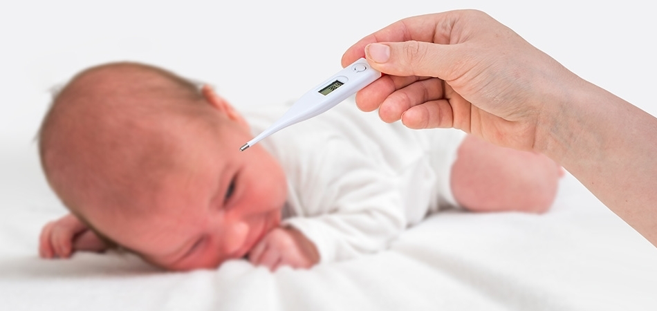 Bebeklerde ateş kaç olmalı? Yenidoğan bebeklerde ateş nasıl düşürülür?