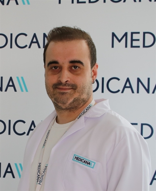Op. Dr. Erdem Zengin